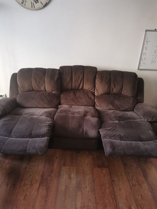 Vând canapele reclinere