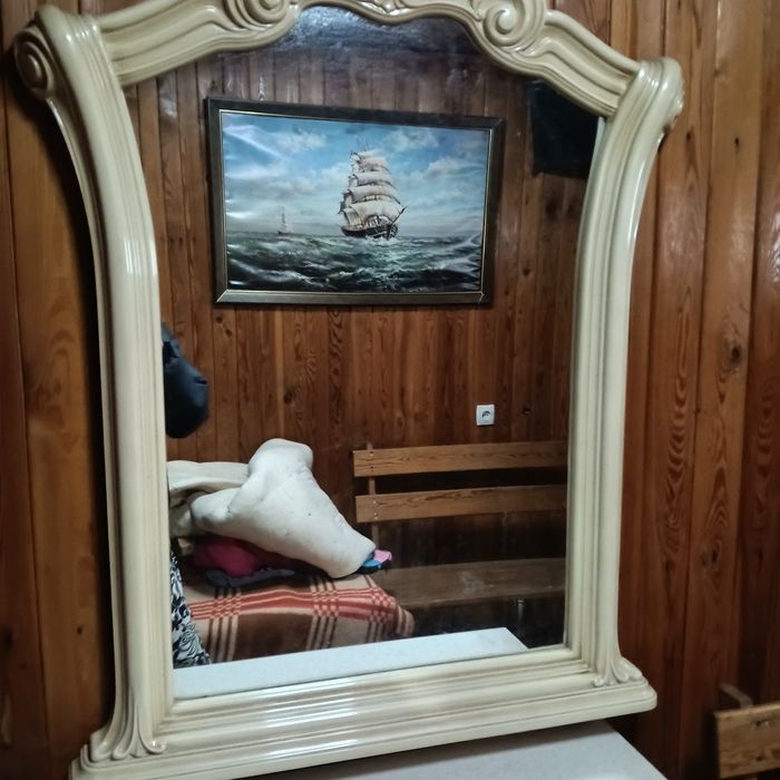 Спальний гарнитур