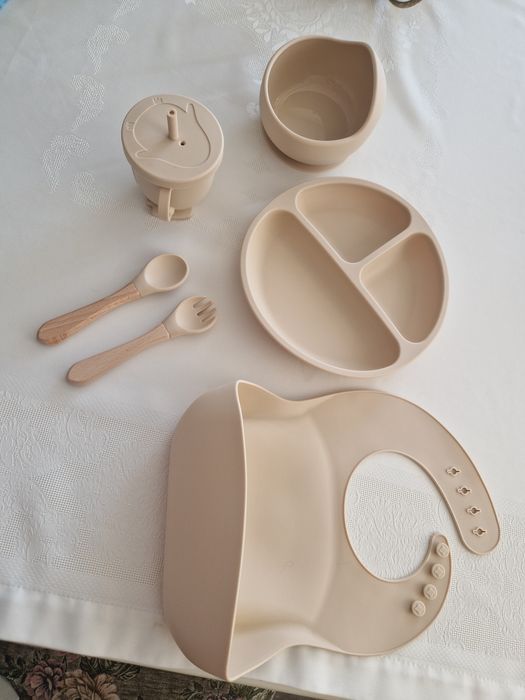 Комплект за хранене за деца / бебета силикон + бамбук