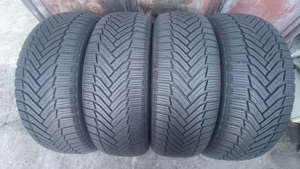 215/60/17 Michelin