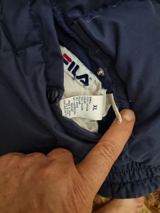 Geacă FILA cu puf din pene.