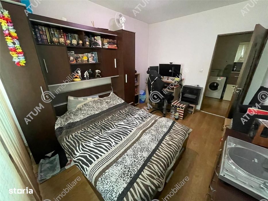 Apartament 3 camere decomandate balcon zona Mihai Viteazu Sibiu — fotografia 3