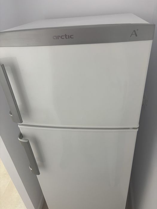 Frigider 2 usi Arctic AD255+, 250L, stare buna, perfect functional