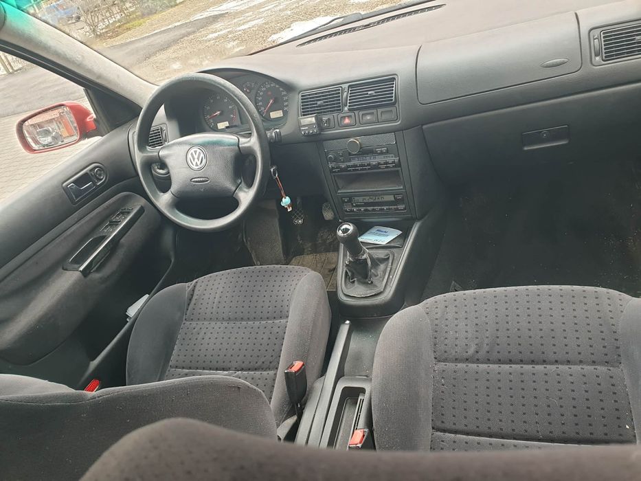 Vand sau schimb golf 4