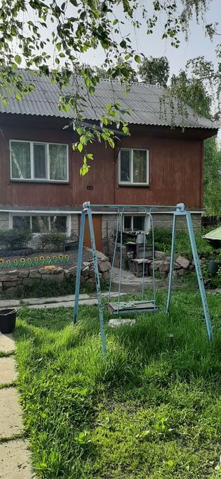 Продам 2 этажный дом, 4 комнаты