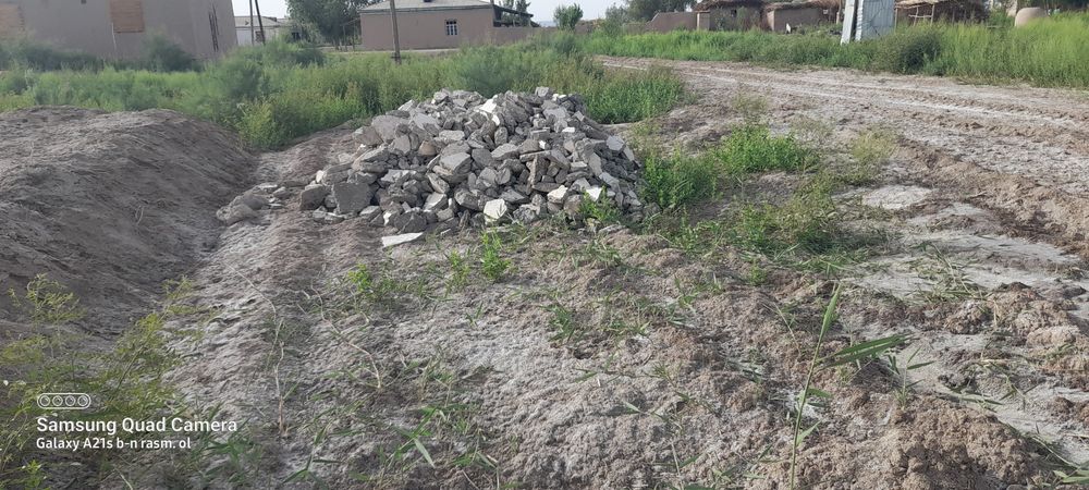 Joy orin Satiladi gaz svet suv bor A380yolga yaqin 4ristsh yigʻilgan