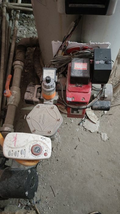 Бойлер пеш сатылады 500кв