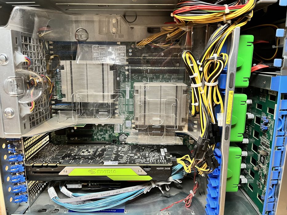 Продам сервер (графическая станция, рендер машина)