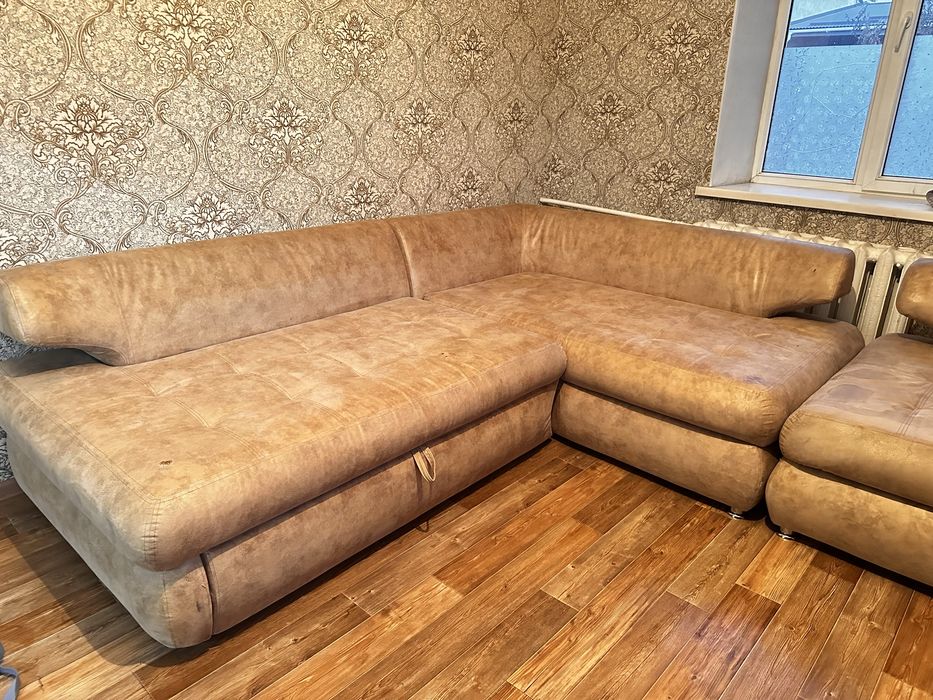 Срочно! Продам диван