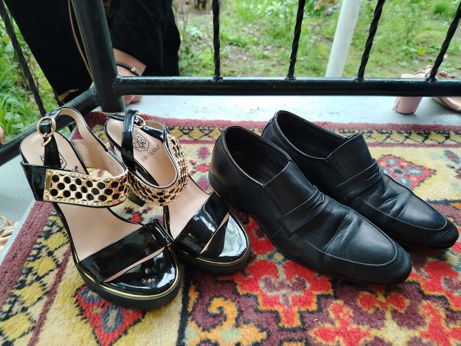 Продаётся женский обувь