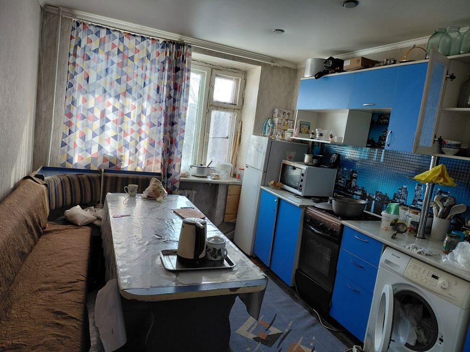 Уй сатылады 20 квартл