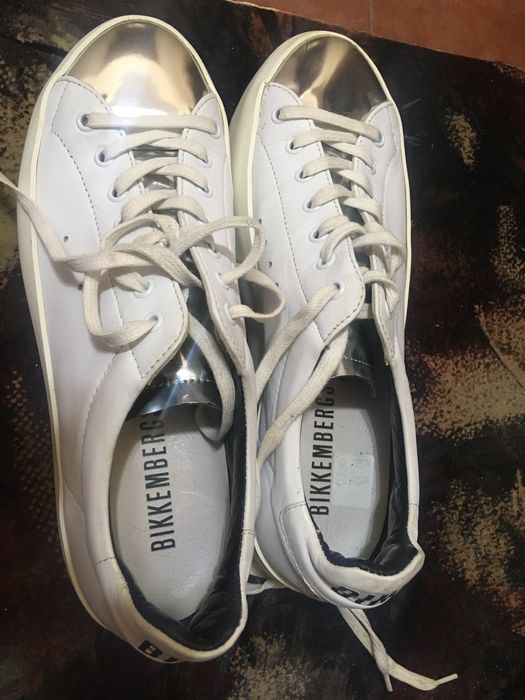 Vând  adidași de dama bikkembergs bkw101345