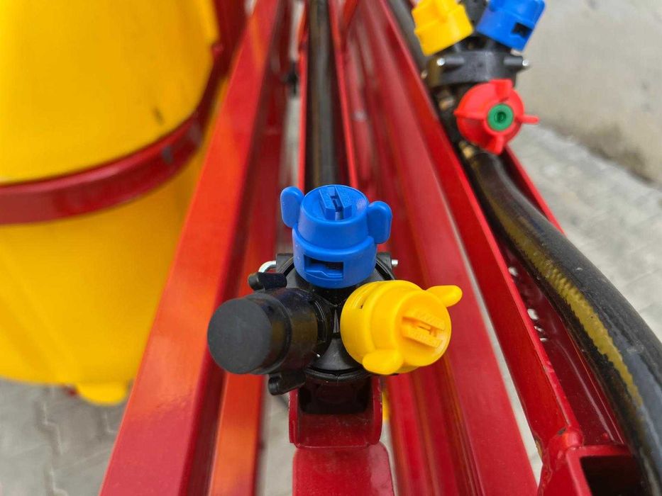 Пръскачка / хербицидна машина / Strumyk – 12 м, 600 л и 400 л (Нова)