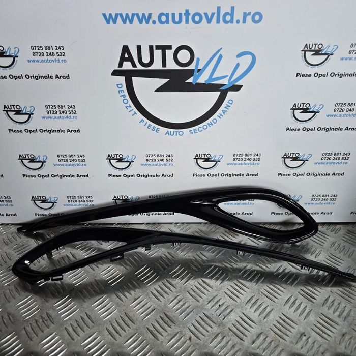 Ornament - trimuri usa stanga dreapta fata Opel Astra K facelift 2019