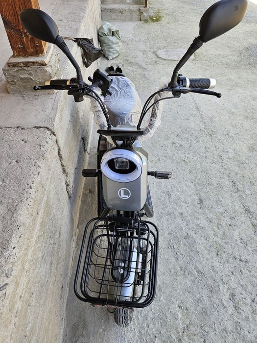 Скутер сотилади 1