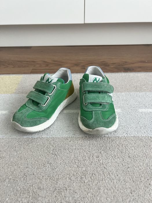 Adidasi Naturino, marime 24