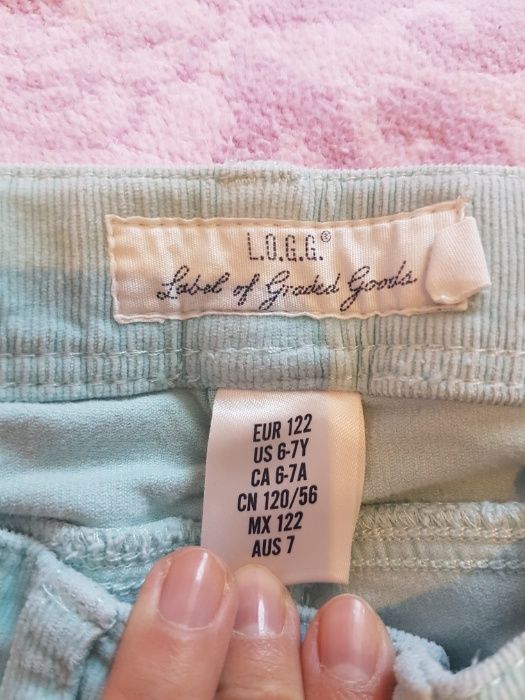 Зелени джинки - размер 122 h&m