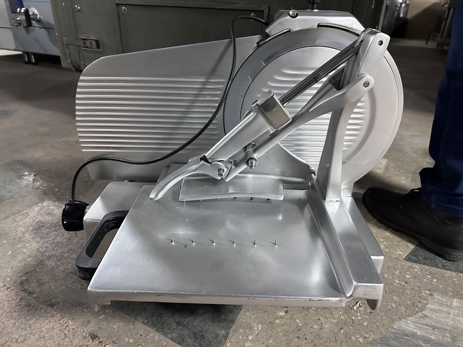 Слайсер италия 35 см