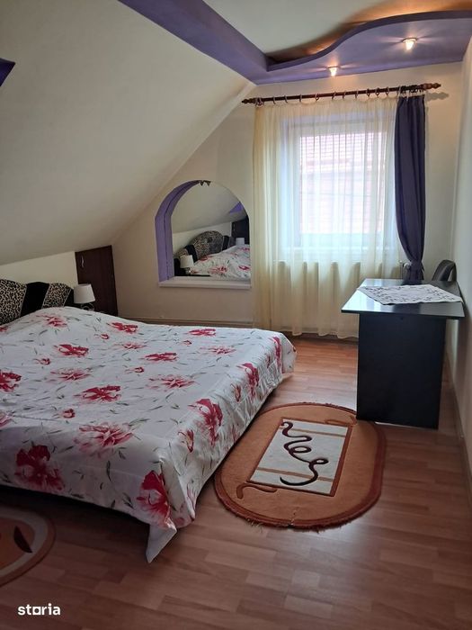 Apartament la casa de inchiriat