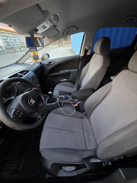 Vând seat leon 1p