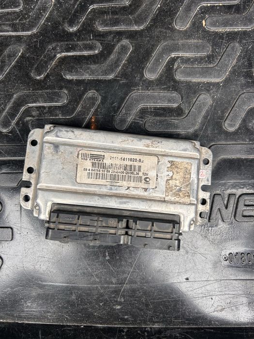 ЭБУ (блок управления двигателем) “Январь 7.2”