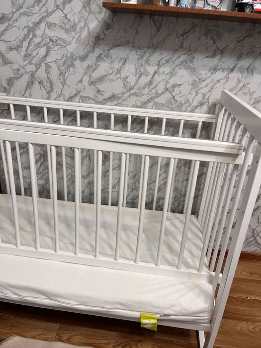 Продам кроватку детскую Б/У