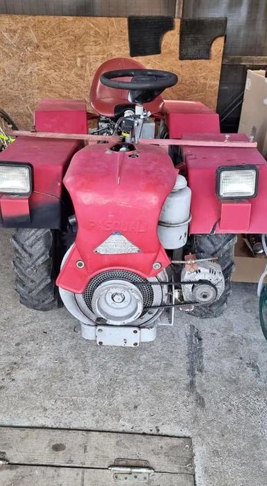 Vând tractor Pasquali
