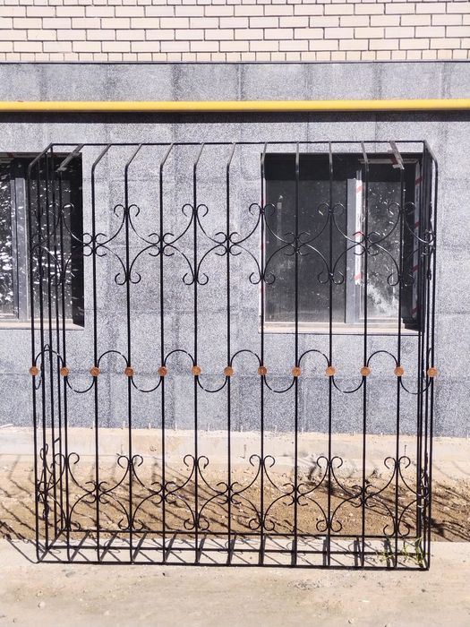 Решётки на окна и балконы. Козырьки. Ролики .От Тимура