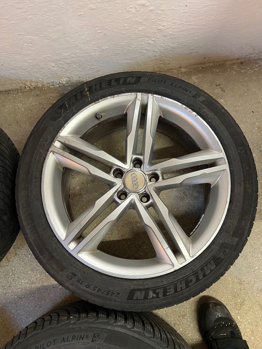 Roti iarna 245 45 19 michelin jante cu anvelope