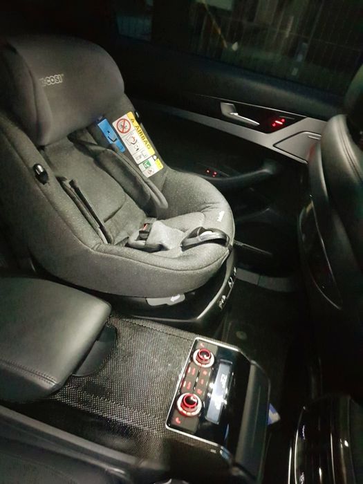 Maxi-Cosi Стол за кола 0-18кг Axissfix Plus - Authentic