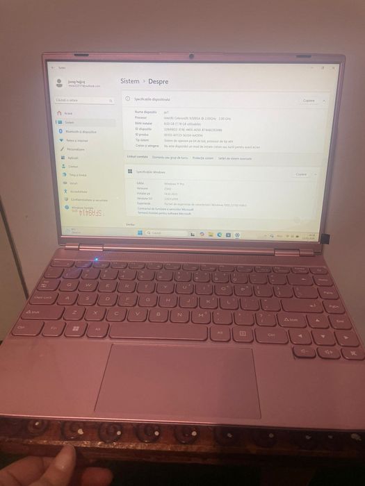 Vând laptop Nou Notodd n700