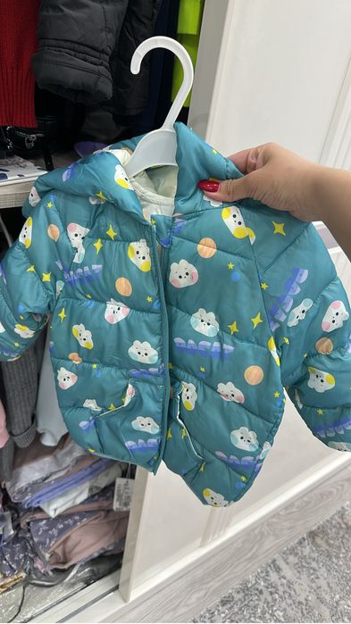 Продаются детские вещи и кенгуру