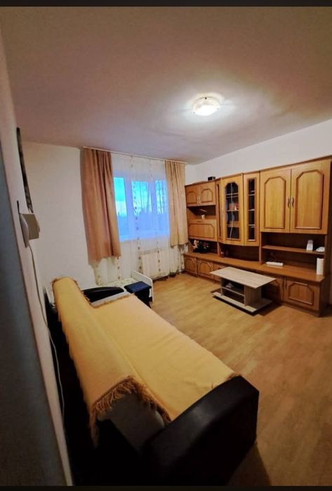 VÂND  apartament 2 camere