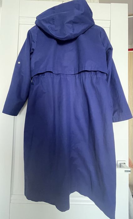 Тренч женская.