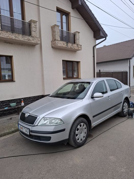 Vând Skoda Octavia