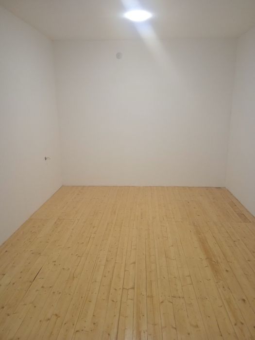 Uy sotiladi Jizzax zafaroboda