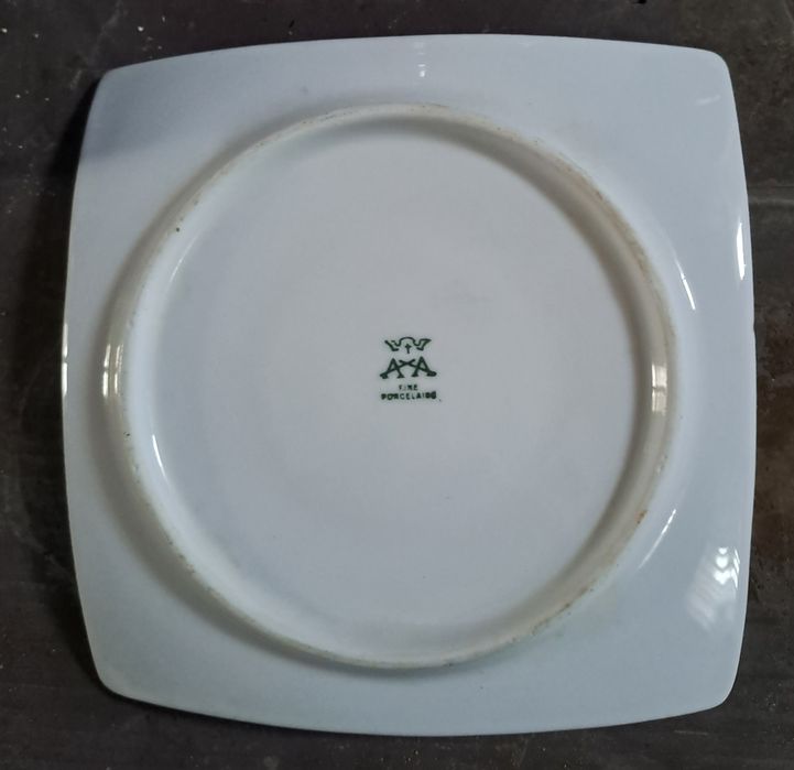 Vas mic din portelan bucatarie