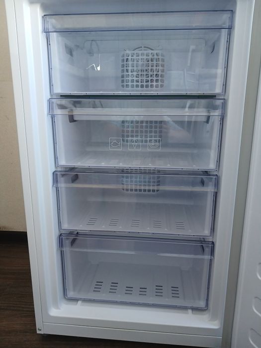 Продам холодильник