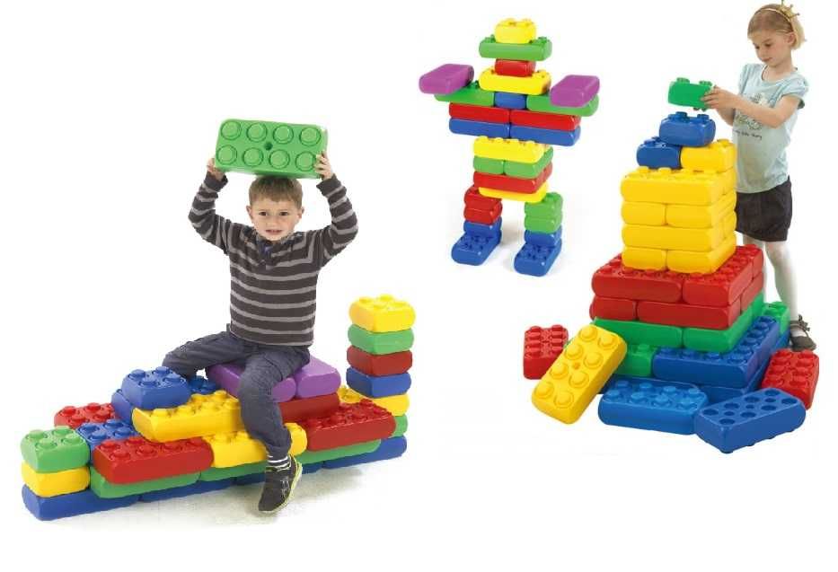 Inchiriaza jucarii PARTY: tobogan , lego mare, masinute, bile