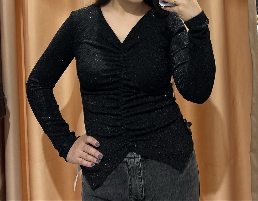 Новая черная кофта