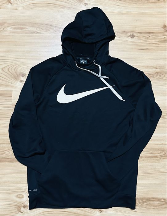 Hakett,Parajumpers,Mckinley,Nike,Takeshy,Jack Woltskin,Patagonia.