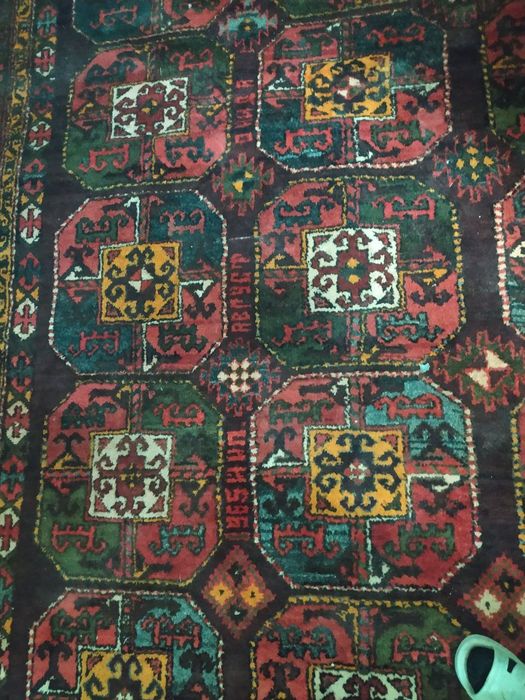 Qadimiy gilam antikvar