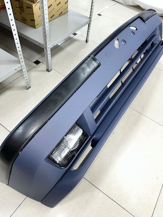 БМВ Е34 передний бампер Мтех в сборе с туманками