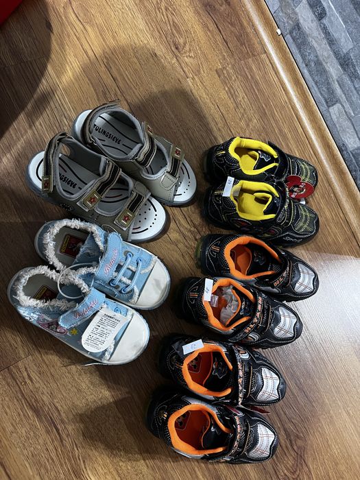 Маратонки от затворен склад