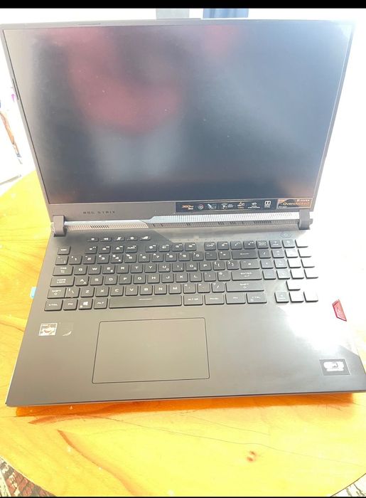 Laptop ASUS - ROG Strix SCAR 17 17.3" Gaming Laptop - AMD Ryzen 9, RTX 3080, 2 TB SSD