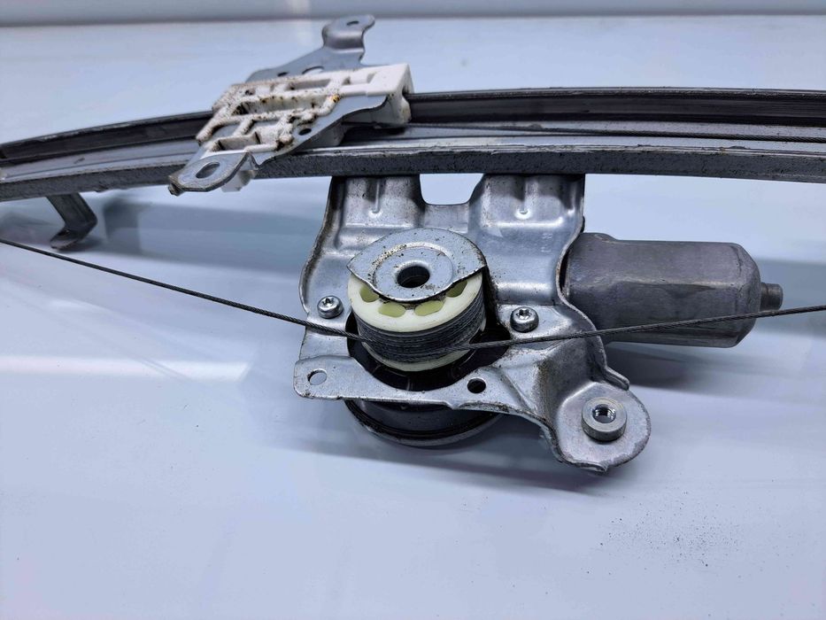 Macara electrica geam dreapta fata Nissan X-Trail (T32) [Fabr 2013-pre