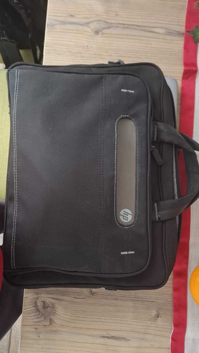 Laptop HP EliteBook 850 G3 + Docking station + geanta laptop HP