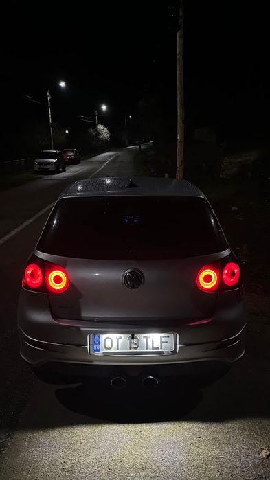 Vând golf 5 sau schimb cu variante.