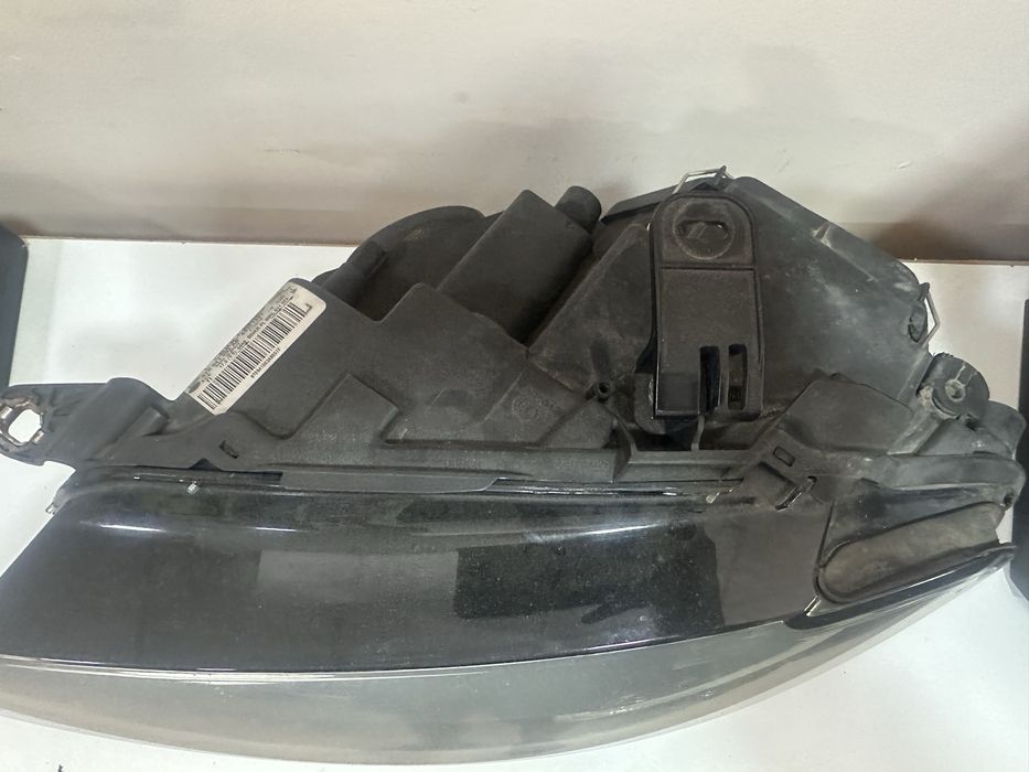 Ляв фар обикновен за Ауди а5 Audi a5