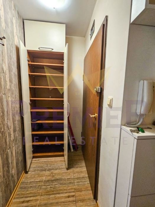 Дава се под наем Тристаен апартамент в Варна, Лятно кино Тракия - 93 кв.м за 716 € - Снимка #11